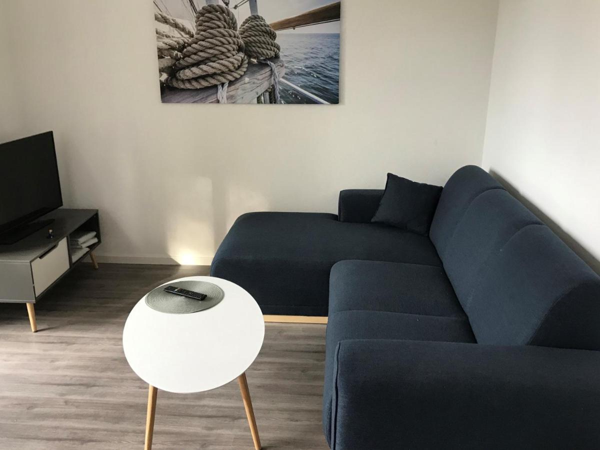 Boddenhus Loissin Villa Bagian luar foto