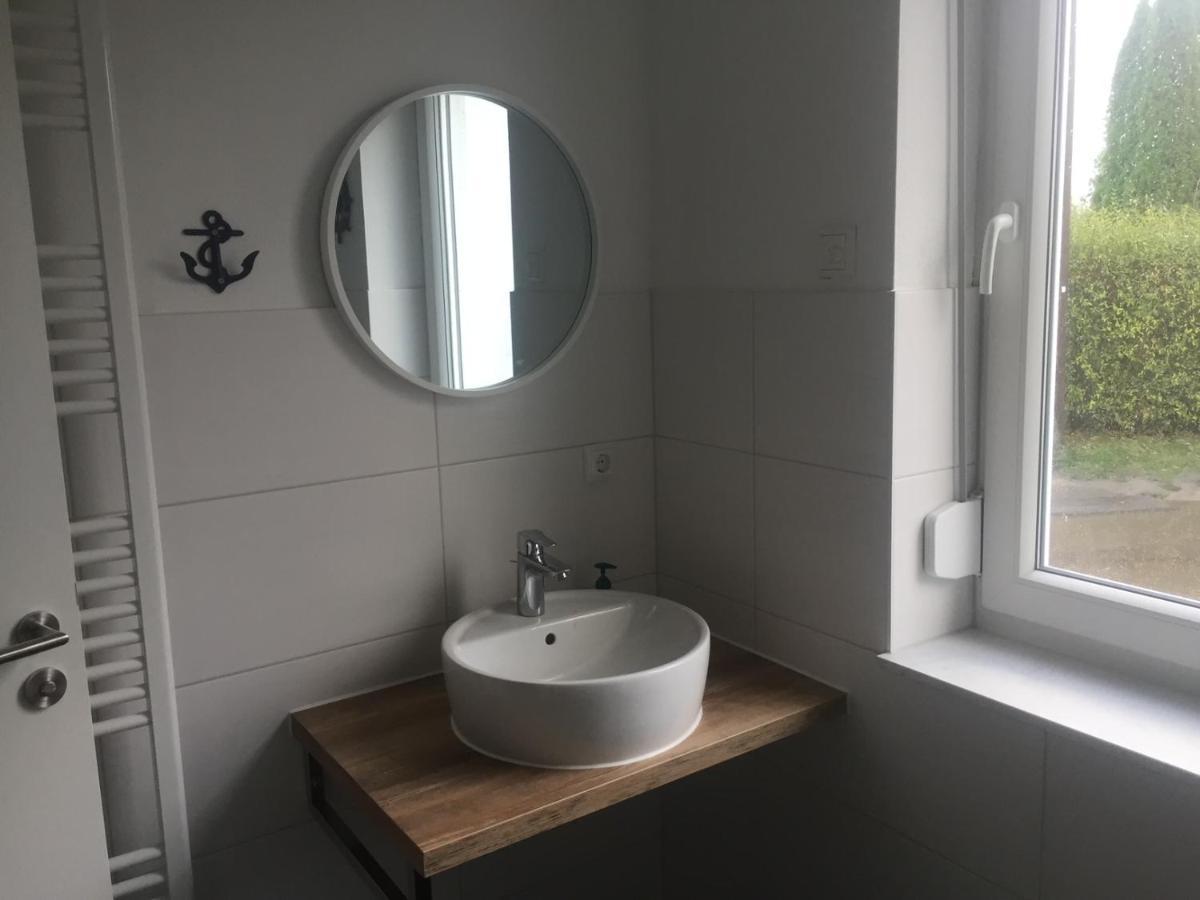 Boddenhus Loissin Villa Bagian luar foto