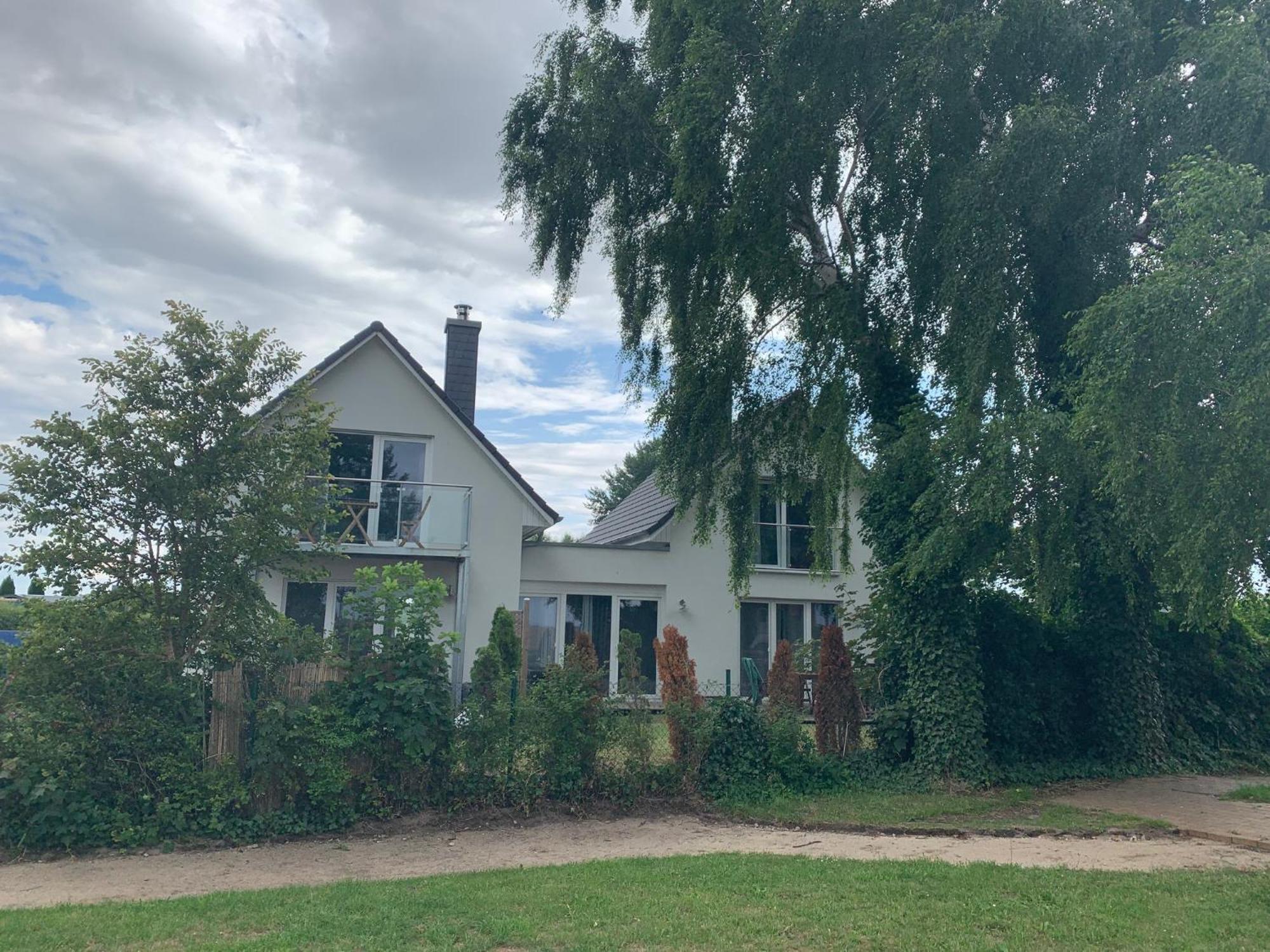 Boddenhus Loissin Villa Bagian luar foto